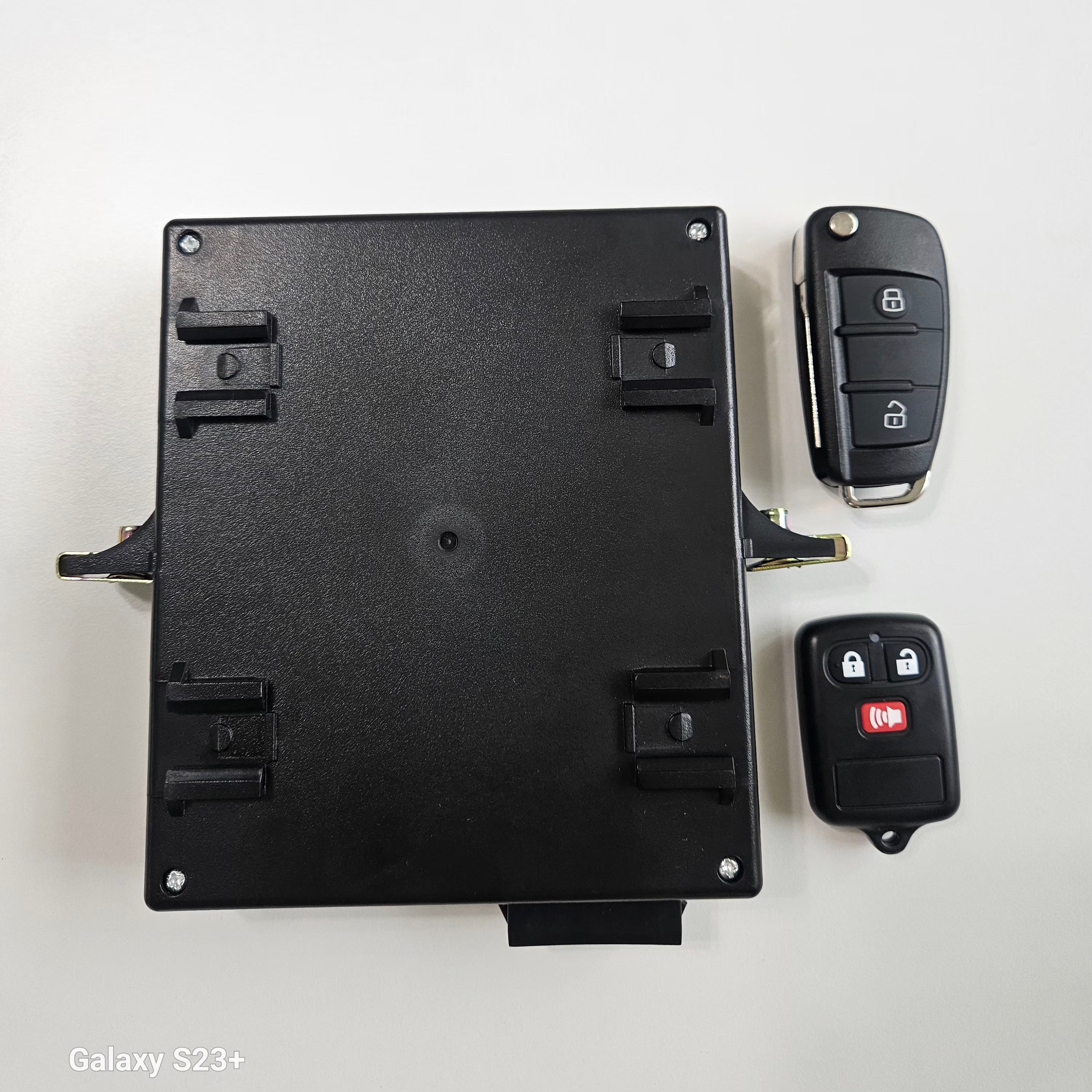 Módulo de Control Central de Cierres y Alarma para Geely CK / CK2 / CK3
