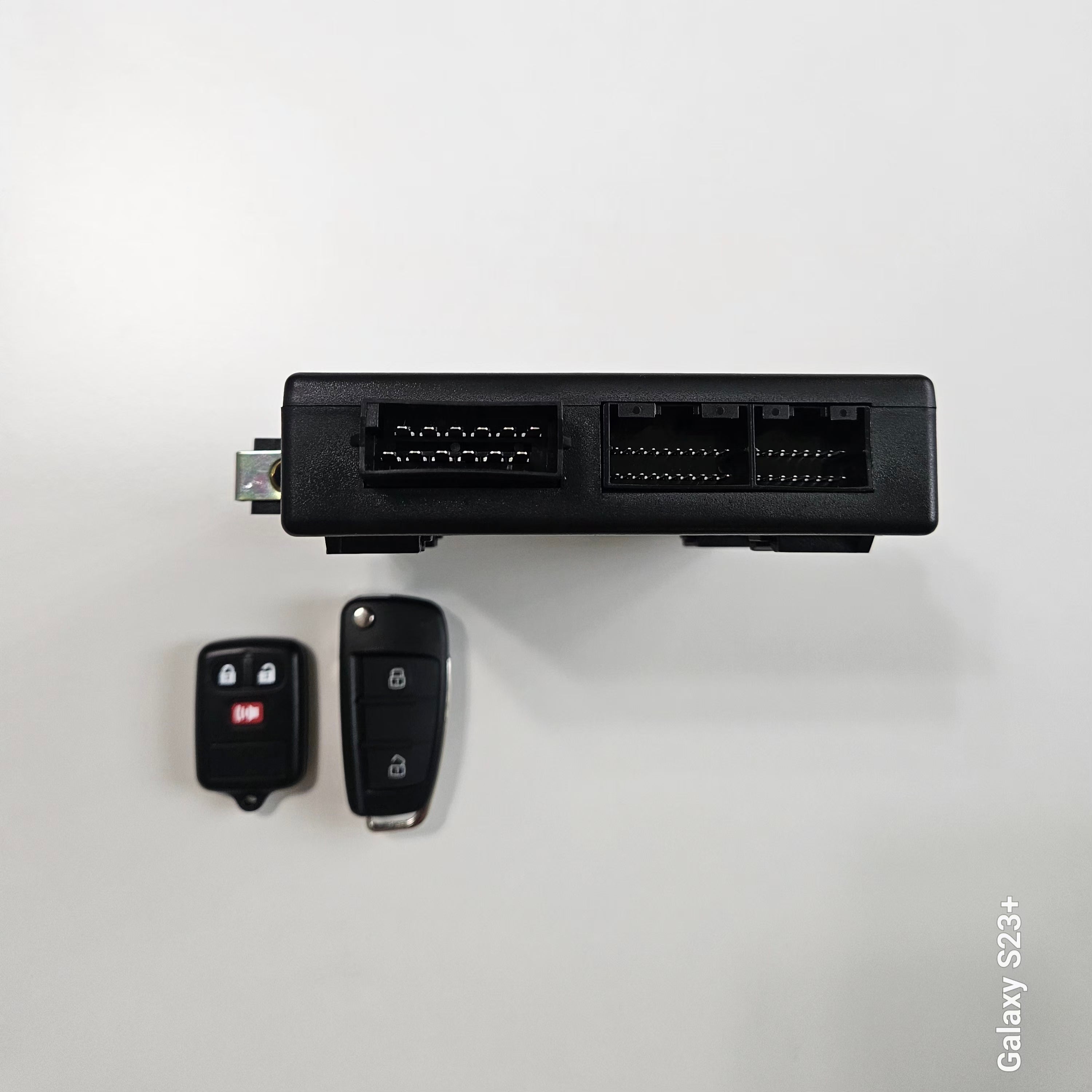 Módulo de Control Central de Cierres y Alarma para Geely CK / CK2 / CK3